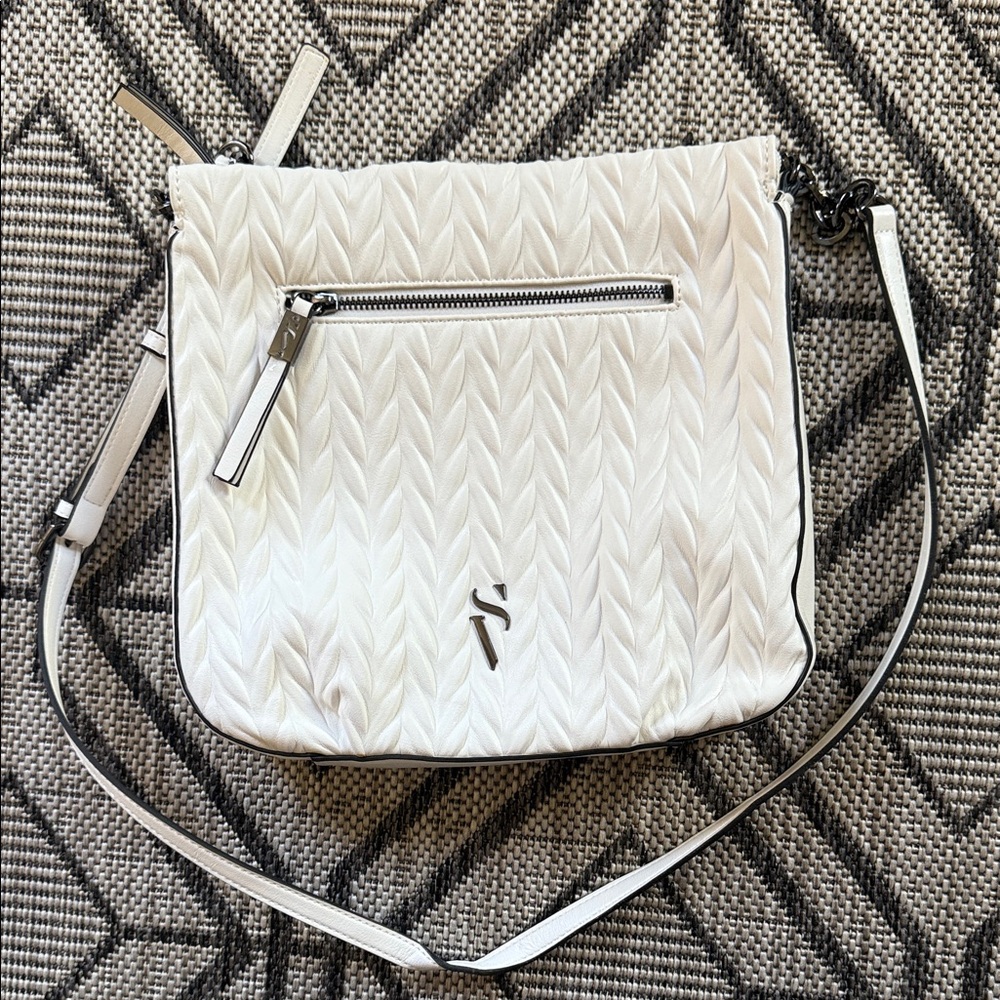 Simply‎ Vera Vera Wang Ivory Textured Crossbody Bag